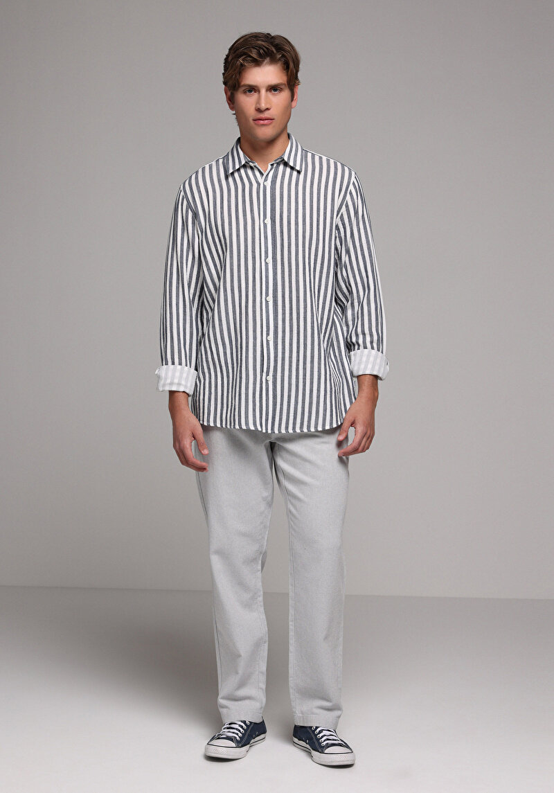 Imagine a Pantaloni De Barbati  Regular Fit  Cl1079994