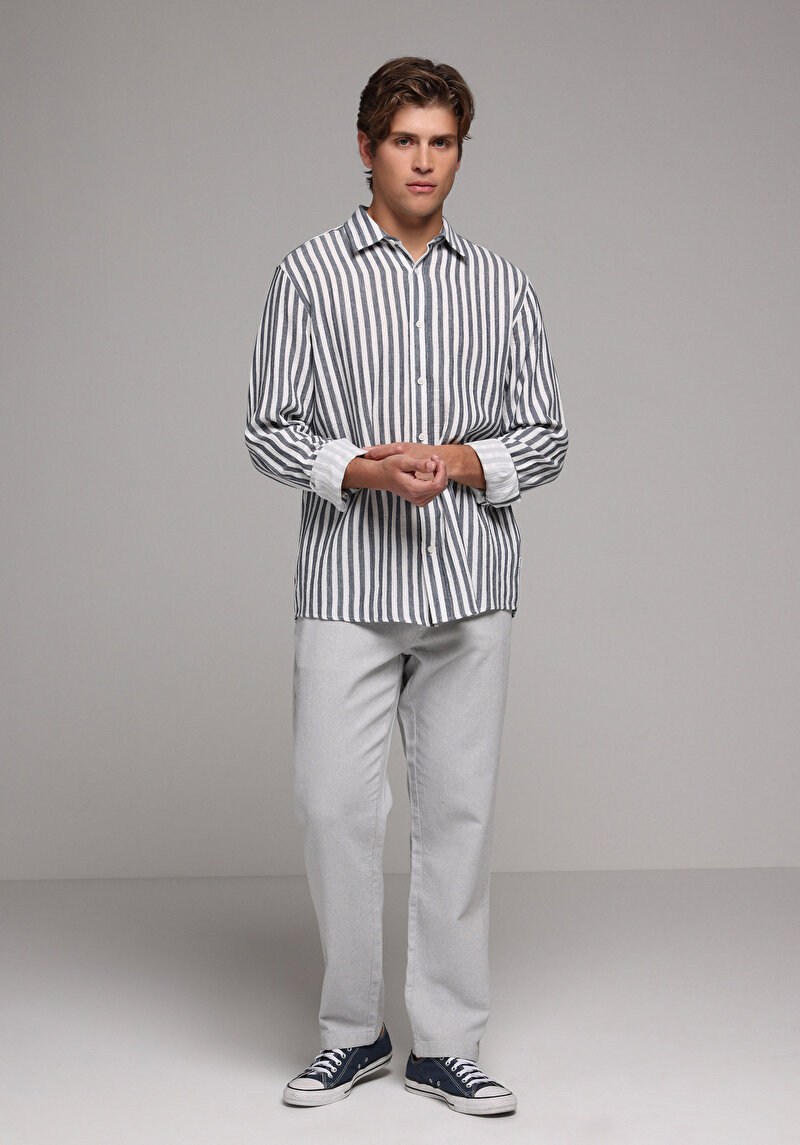 Imagine a Pantaloni De Barbati  Regular Fit  Cl1079994