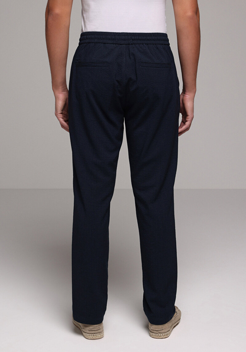 Imagine a Pantaloni De Barbati Albastru Marin Slim Fit Cl1080003