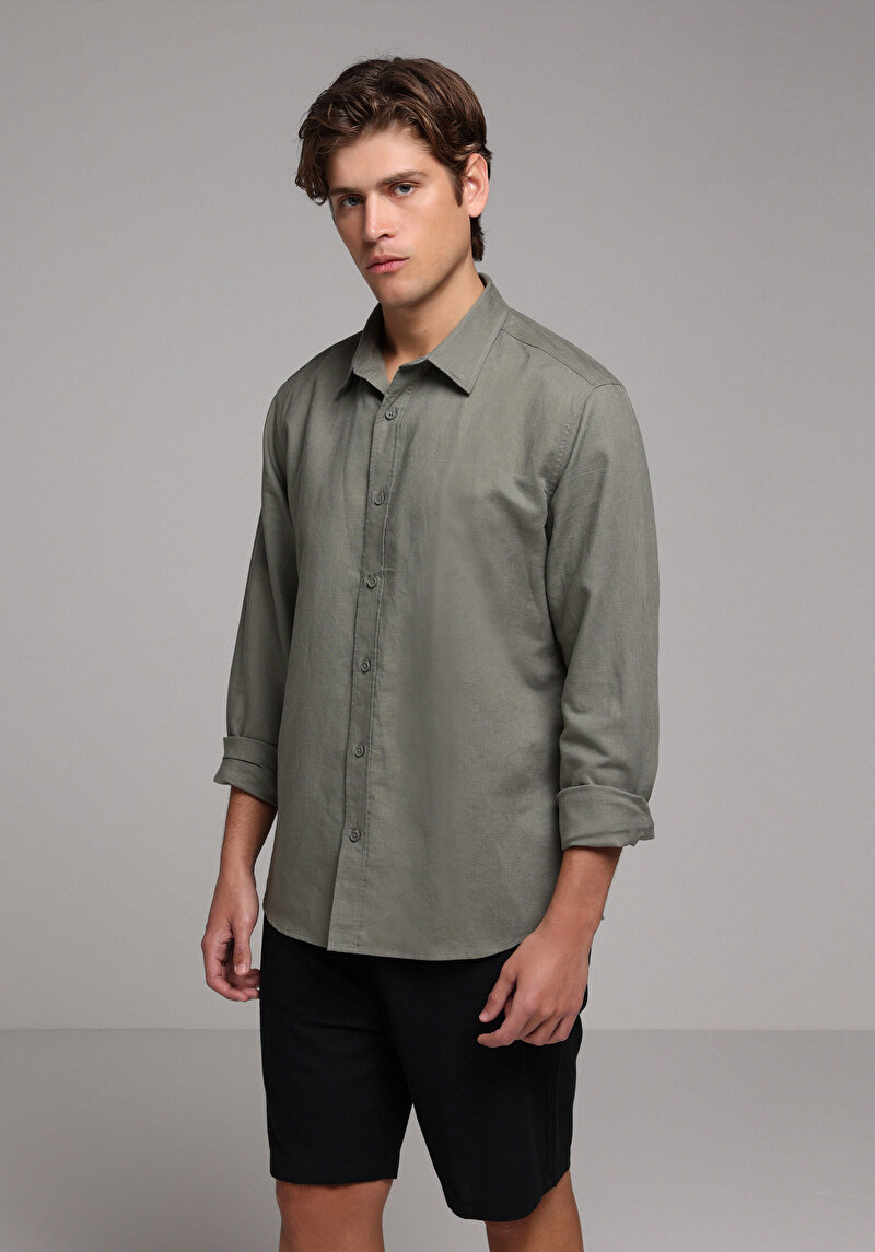 Imagine a Camasa Cu Maneca Lunga De Barbati Kaki Regular Fit  Cl1080088