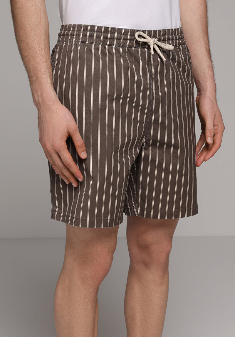 Imagine a Short De Plaja De Barbati Maro Regular Fit Cl1081039