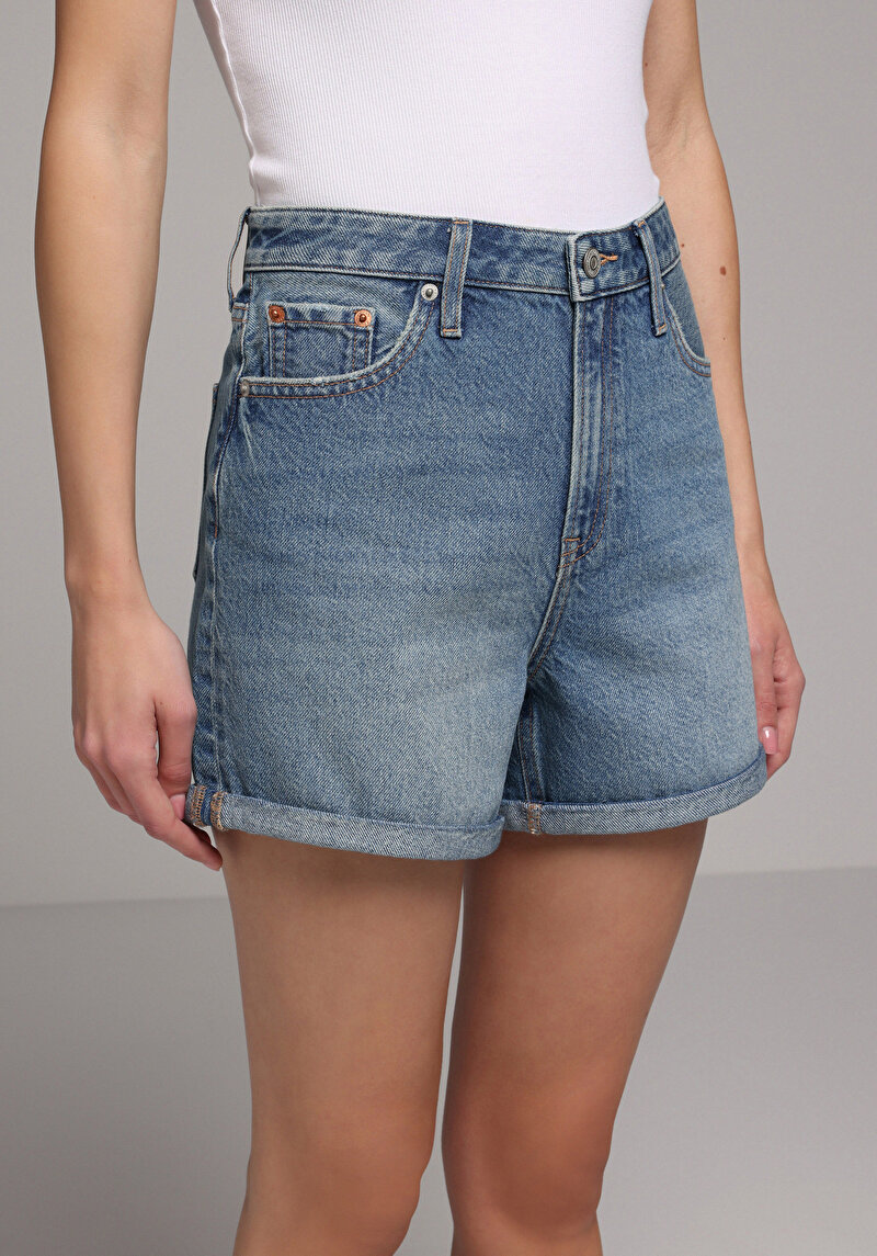 Imagine a Short / Pantaloni Scurti De Dama Mom Fit Cl1081437