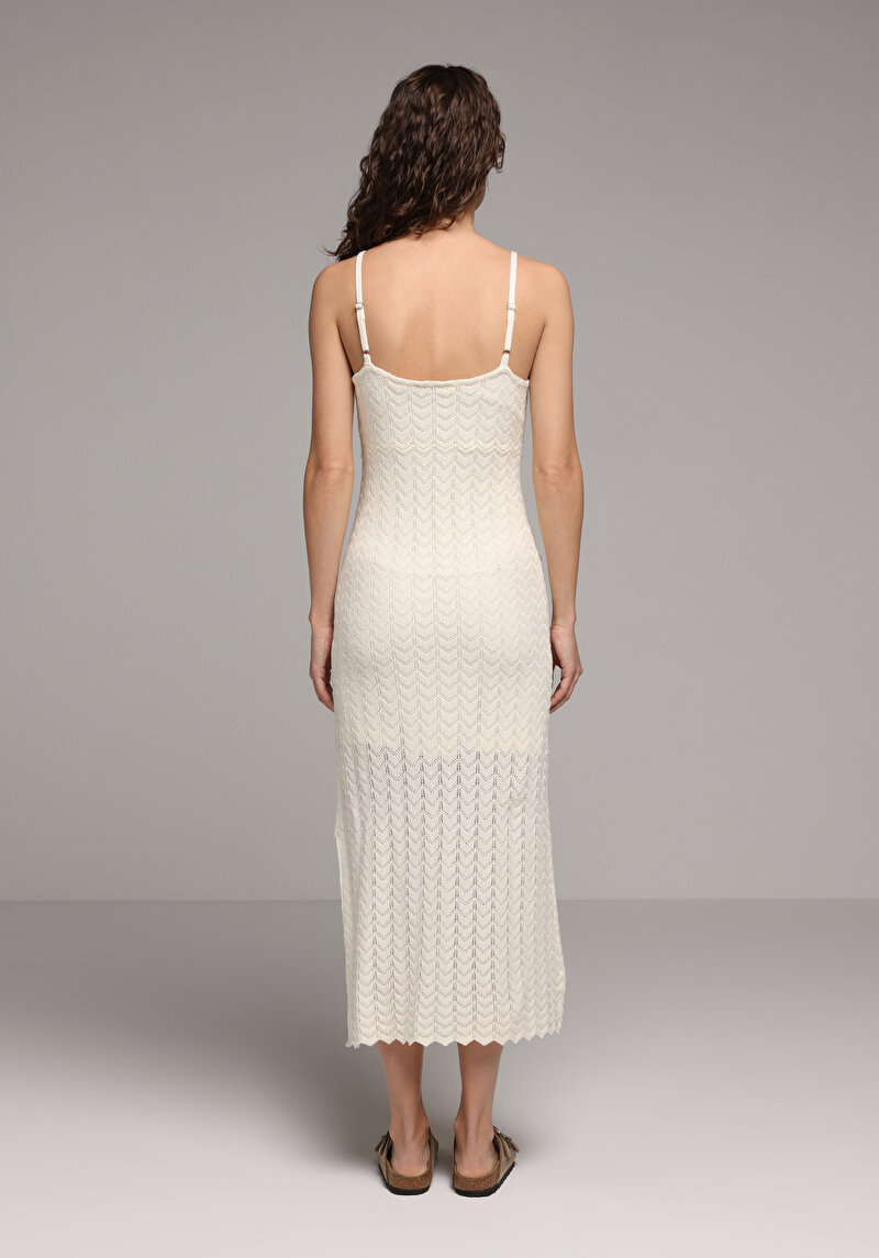 Imagine a Rochie De Dama Ecru Slim Fit Cl1080437