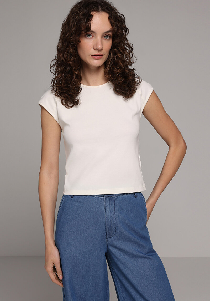 Imagine a Tricou Cu Maneca Scurta De Dama Alb Regular Fit Cl1082267