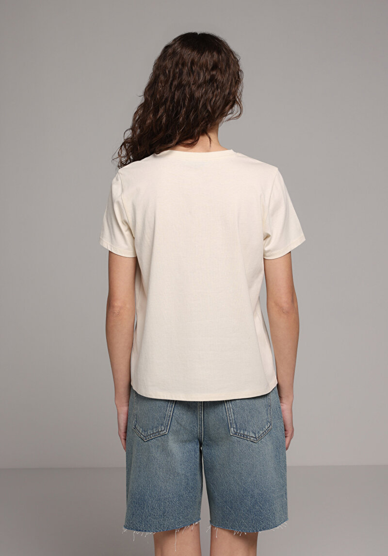 Imagine a Tricou Cu Maneca Scurta De Dama Ecru Regular Fit  Cl1079668