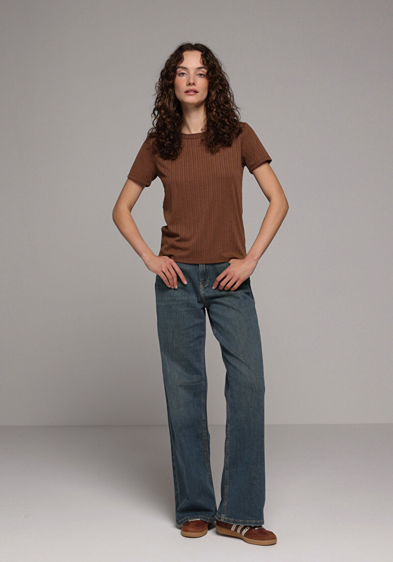 Imagine a Tricou Cu Maneca Scurta De Dama Maro Regular Fit Cl1080442