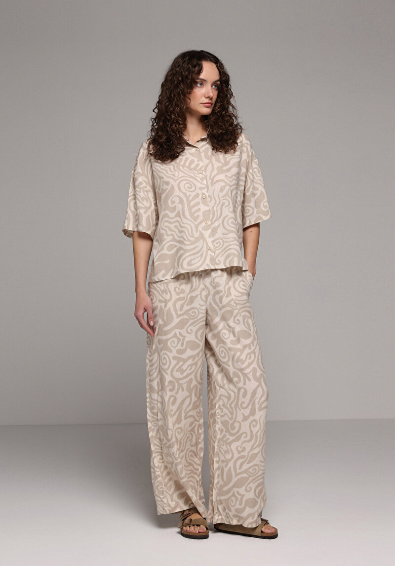 Imagine a Pantaloni De Dama Bej Regular Fit Cl1081719