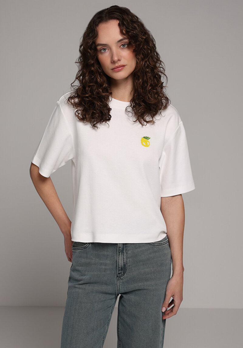 Imagine a Tricou Cu Maneca Scurta De Dama Alb Regular Fit  Cl1079670