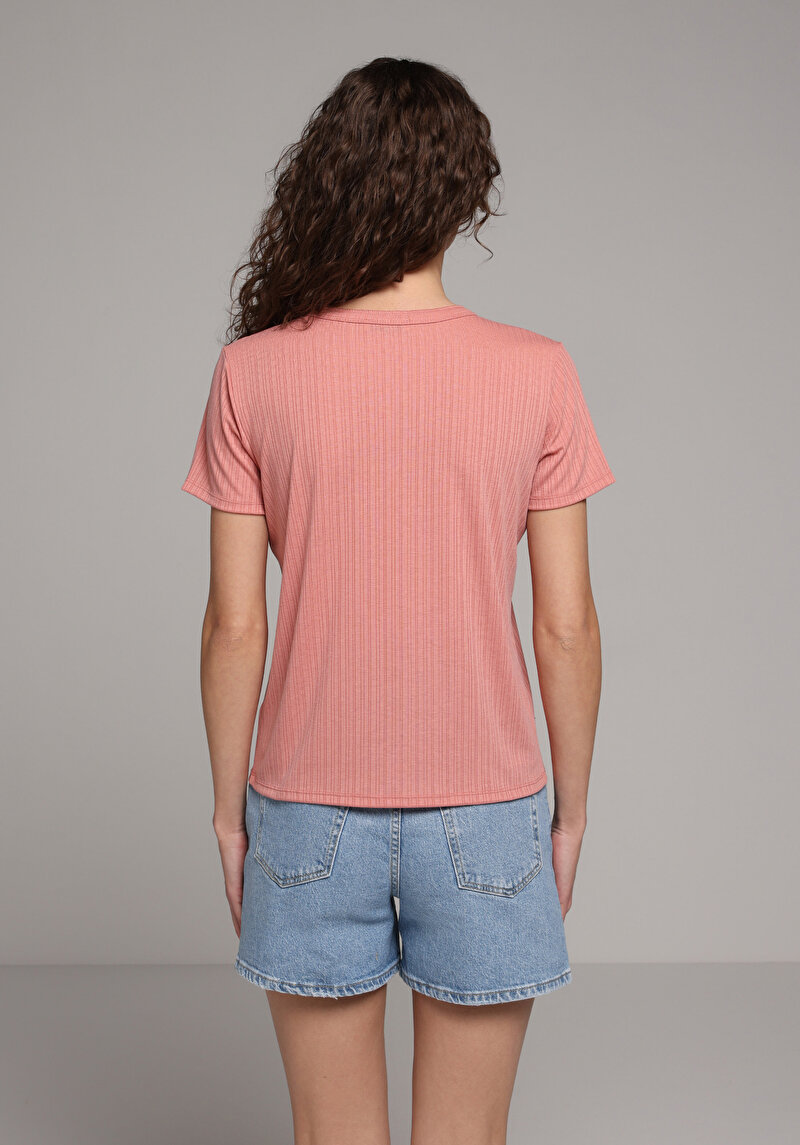 Imagine a Tricou Cu Maneca Scurta De Dama Roz Regular Fit Cl1080442