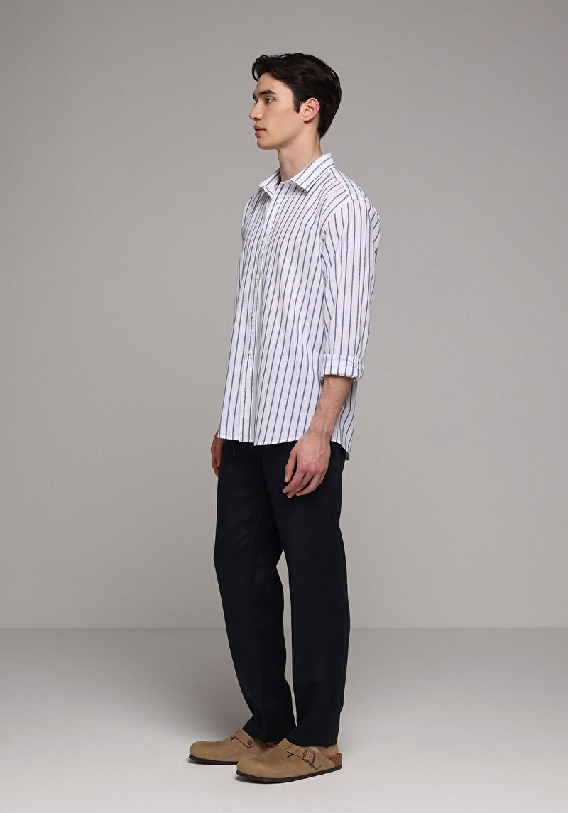Imagine a Pantaloni De Barbati Albastru Marin Regular Fit Cl1079999