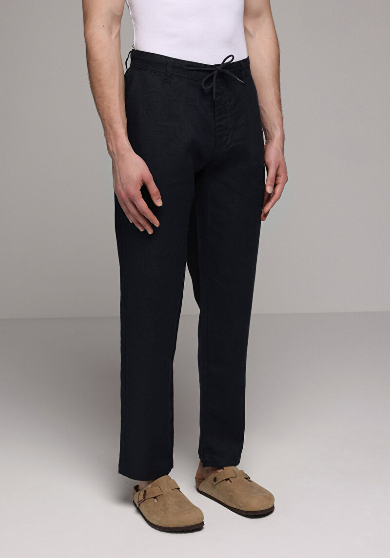 Imagine a Pantaloni De Barbati Albastru Marin Regular Fit Cl1079999