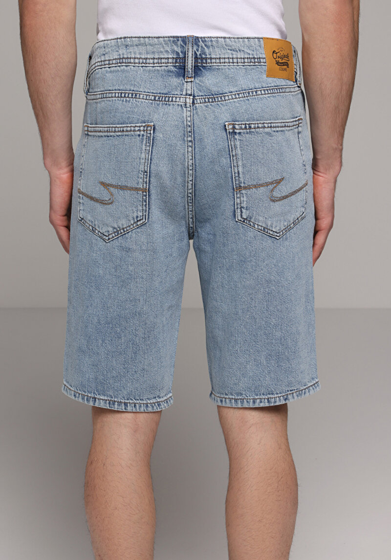 Imagine a Short / Pantaloni Scurti De Barbati Regular Fit 045 David Cl1081088