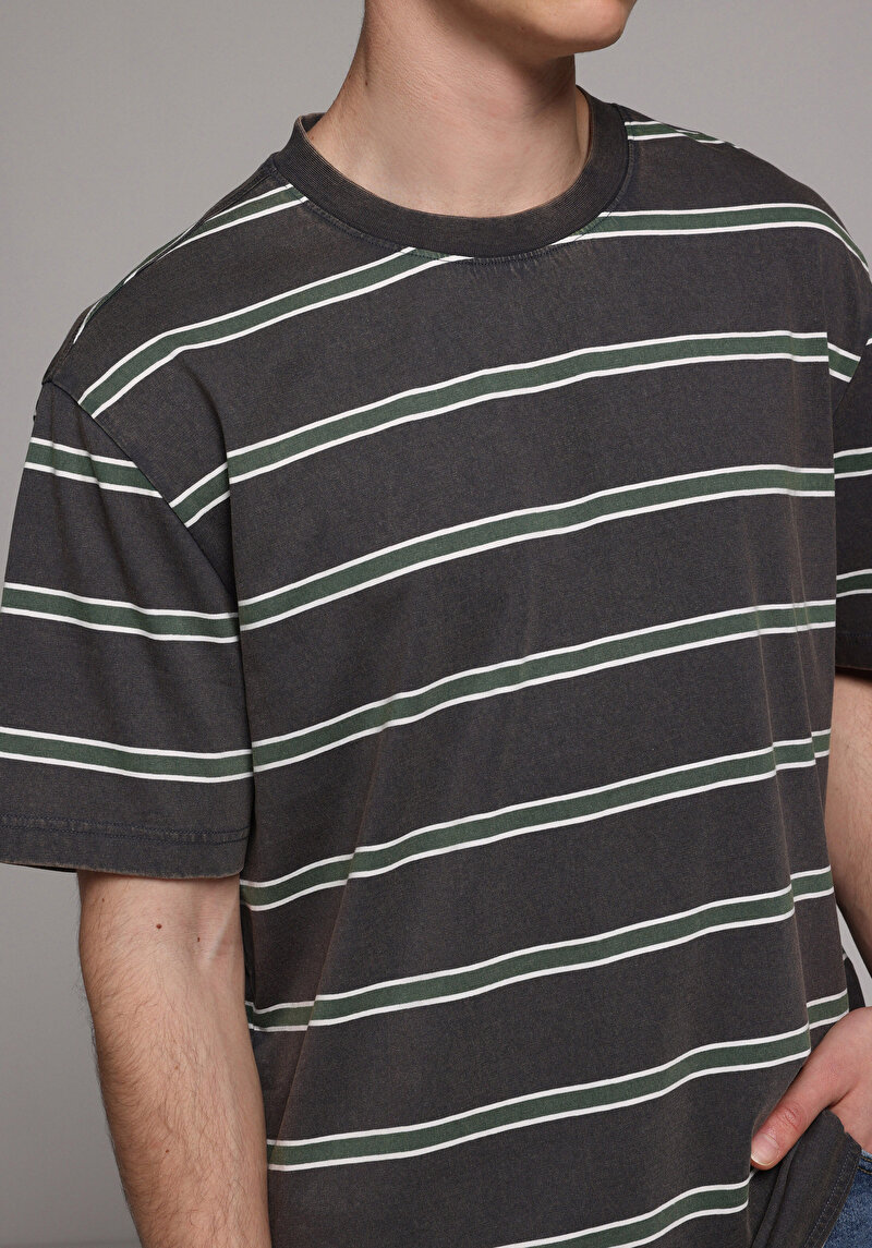 Imagine a Tricou Cu Maneca Scurta De Barbati Antracit Comfort Fit  Cl1081615