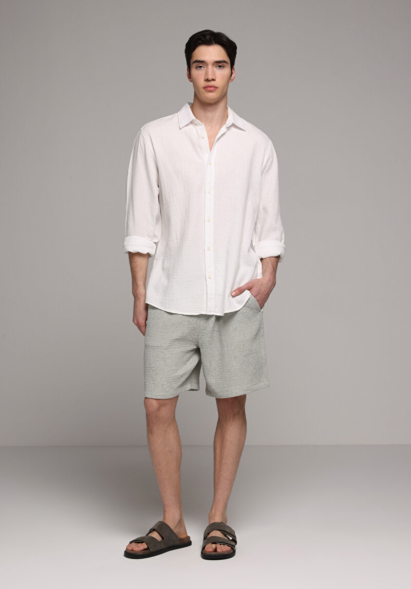 Imagine a Camasa Cu Maneca Lunga De Barbati Alb Relaxed Fit Cl1080589
