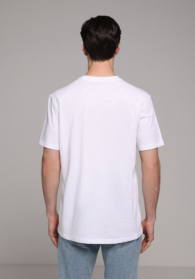 Imagine a Tricou Cu Maneca Scurta De Barbati Alb Regular Fit Cl1079362