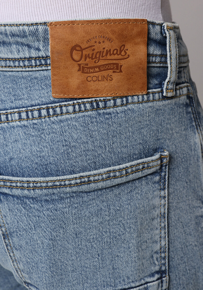 Imagine a Pantaloni De Barbati  Straight Fit 044 Karl Cl1081768