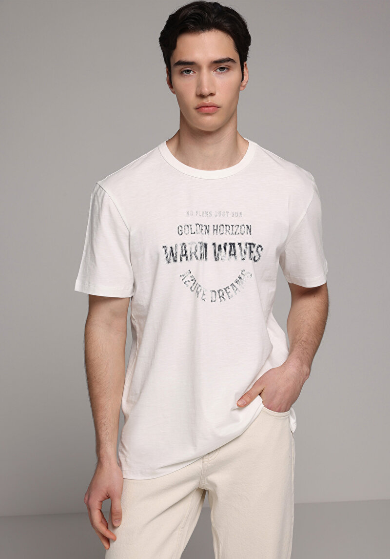 Imagine a Tricou Cu Maneca Scurta De Barbati Alb Regular Fit