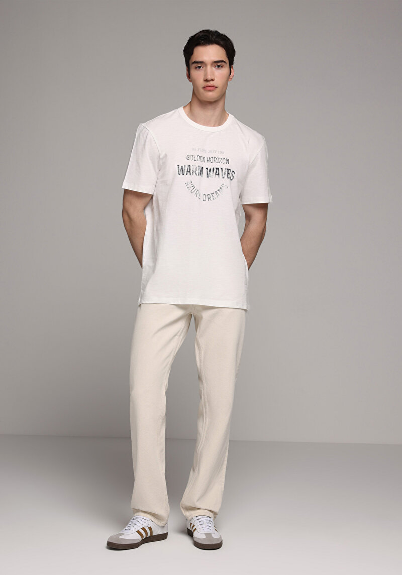 Imagine a Tricou Cu Maneca Scurta De Barbati Alb Regular Fit