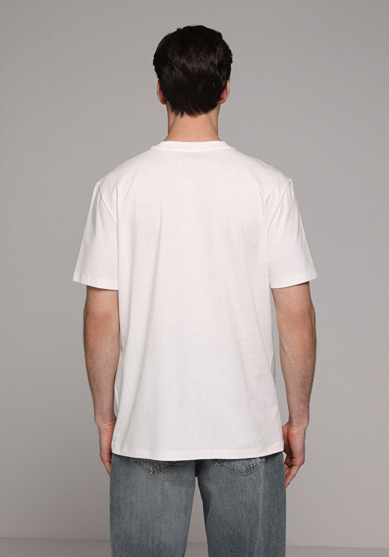 Imagine a Tricou Cu Maneca Scurta De Barbati Alb Regular Fit  Cl1078535