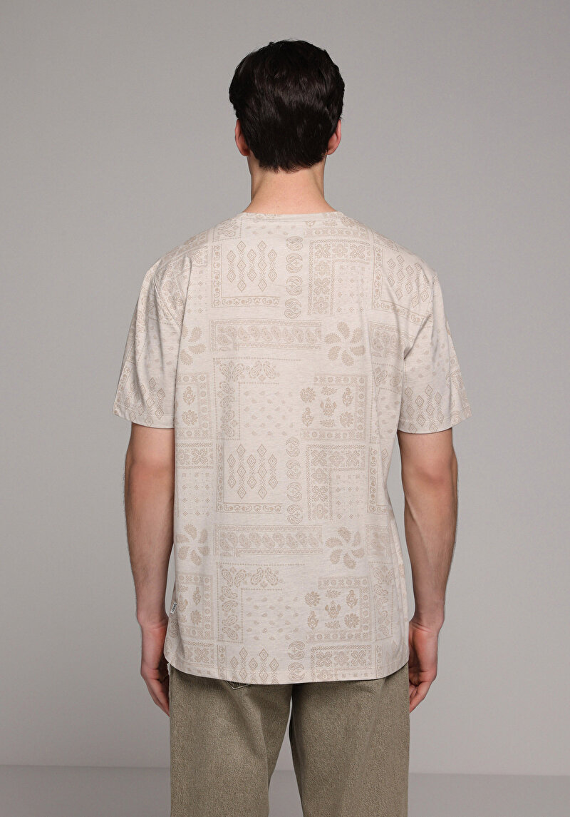 Imagine a Tricou Cu Maneca Scurta De Barbati Alb Regular Fit  Cl1080057