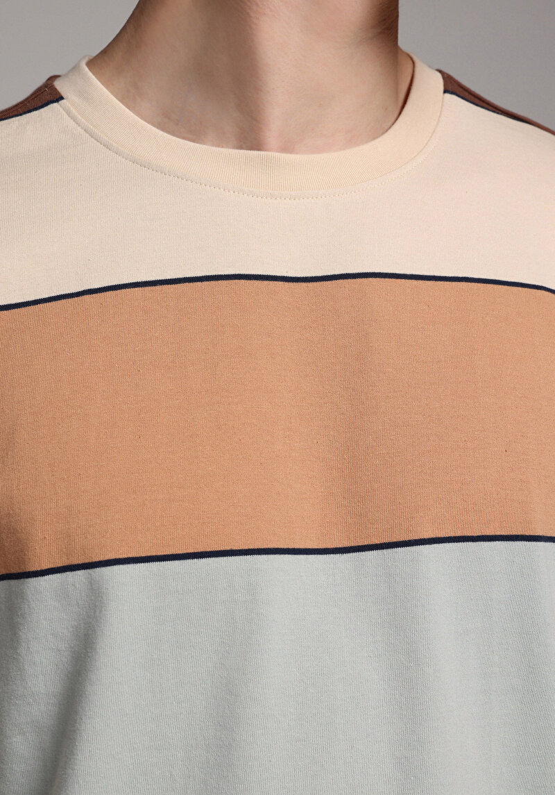 Imagine a Tricou Cu Maneca Scurta De Barbati Coral Regular Fit  Cl1080603