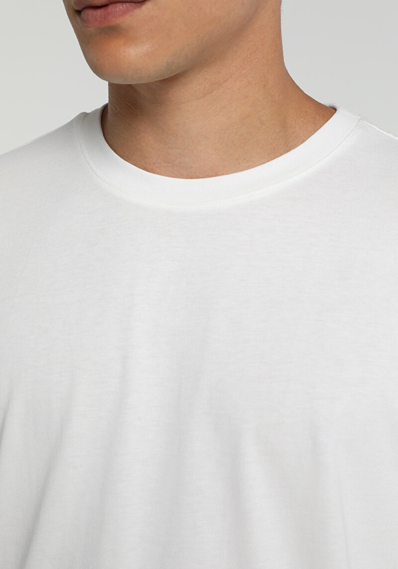 Imagine a Tricou Cu Maneca Scurta De Barbati Alb Comfort Fit