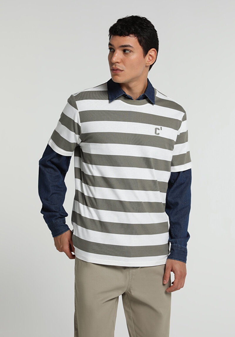 Imagine a Tricou Cu Maneca Scurta De Barbati Alb Regular Fit