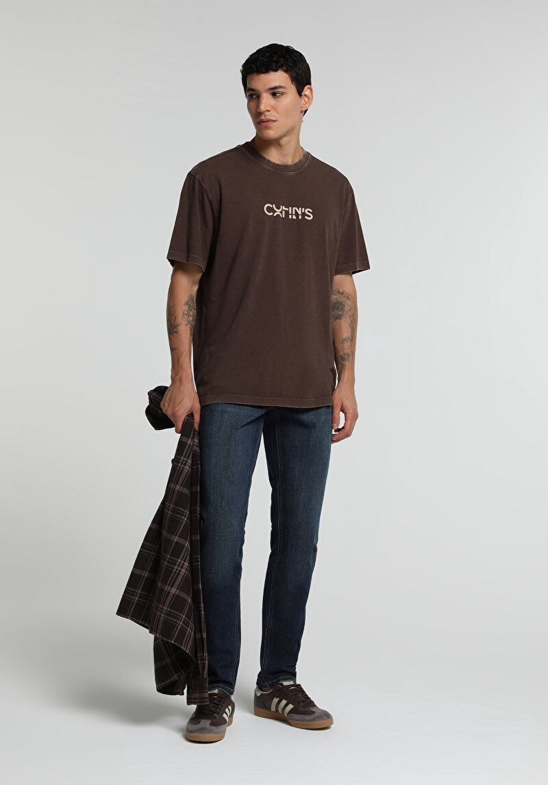 Imagine a Tricou Cu Maneca Scurta De Barbati Maro Relaxed Fit
