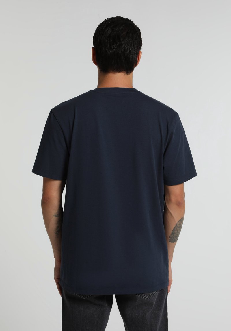 Imagine a Tricou Cu Maneca Scurta De Barbati Albastru Marin Regular Fit