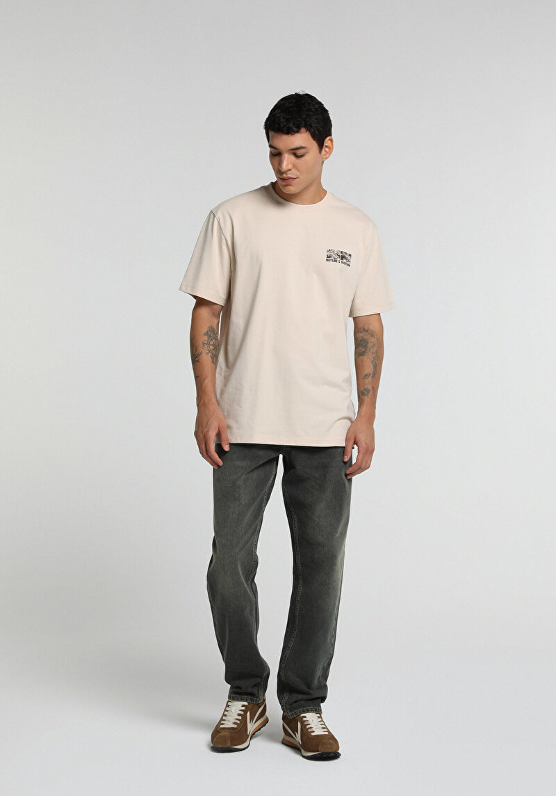 Imagine a Tricou Cu Maneca Scurta De Barbati Alb Relaxed Fit