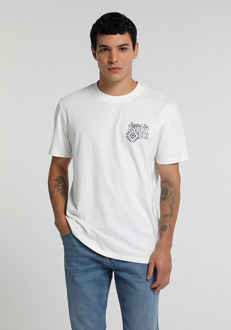 Imagine a Tricou Cu Maneca Scurta De Barbati Alb Regular Fit