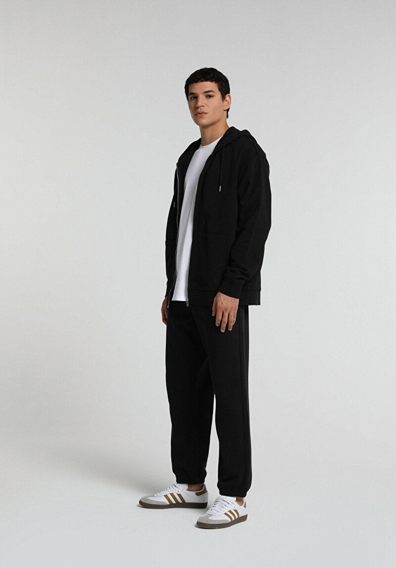 Imagine a Pantaloni De Trening De Barbati Negru Relaxed Fit