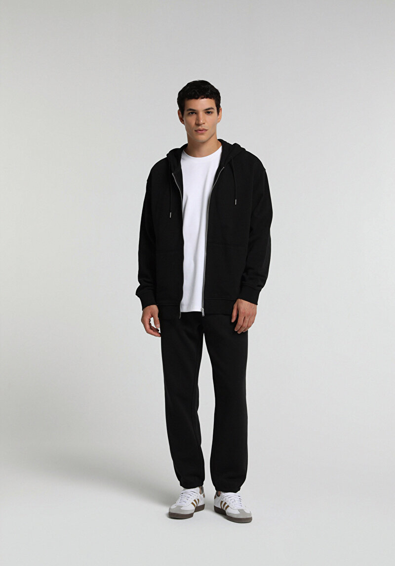 Imagine a Pantaloni De Trening De Barbati Negru Relaxed Fit