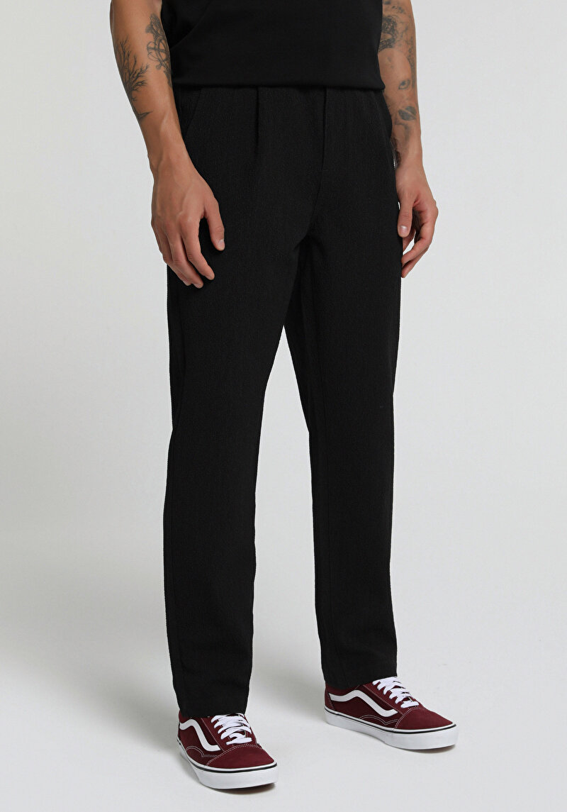 Imagine a Pantaloni De Barbati Antracit Regular Fit