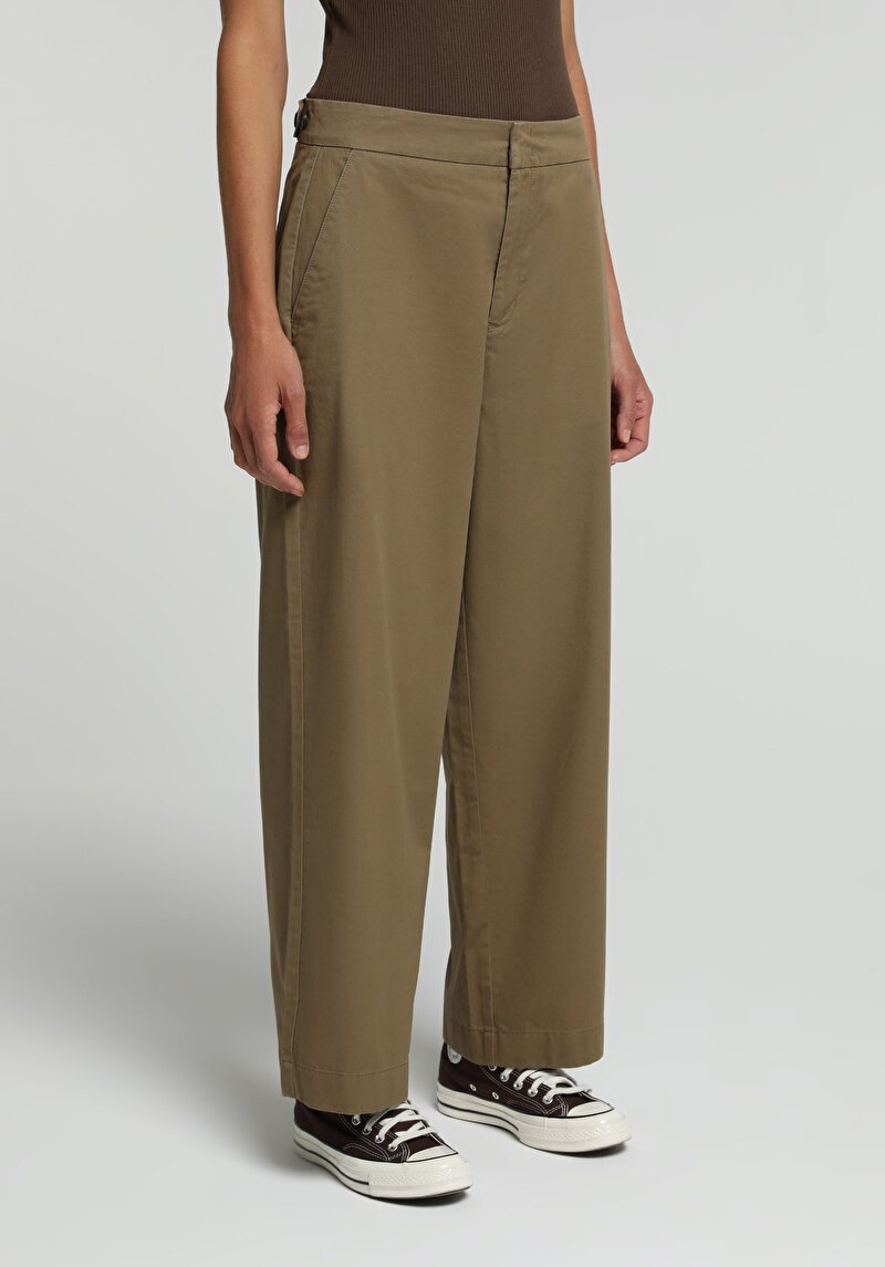 Imagine a Pantaloni De Dama  Regular Fit