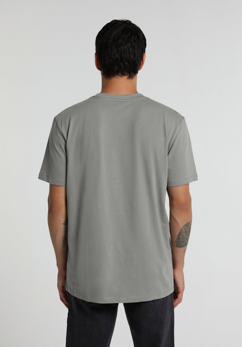 Imagine a Tricou Cu Maneca Scurta De Barbati Antracit Regular Fit