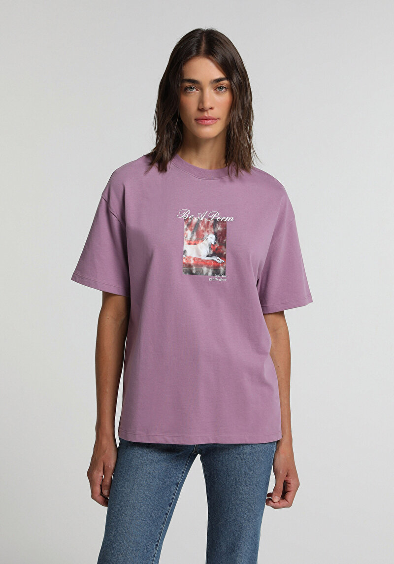 Imagine a Tricou Cu Maneca Scurta De Dama Mov Oversize Fit