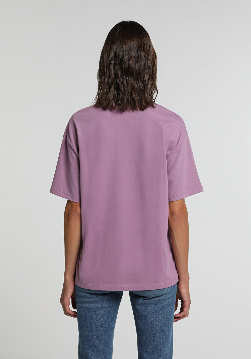 Imagine a Tricou Cu Maneca Scurta De Dama Mov Oversize Fit