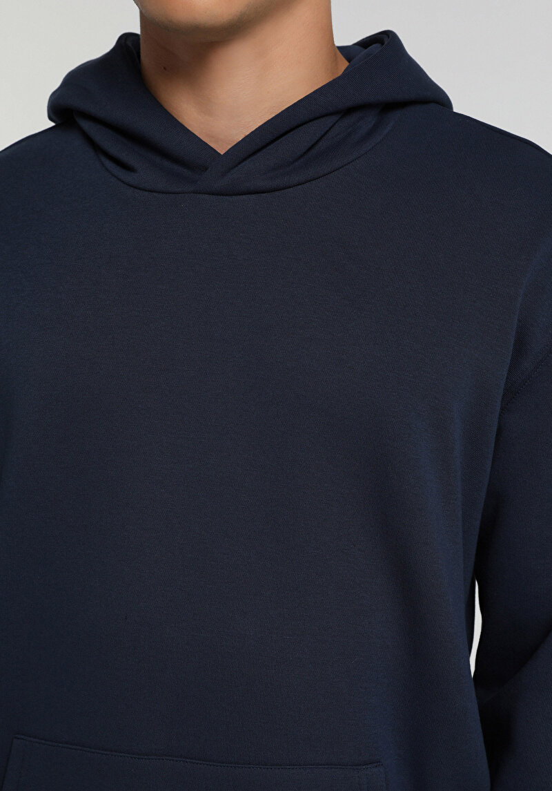 Imagine a Hanorac / Bluza De Barbati Albastru Marin Relaxed Fit