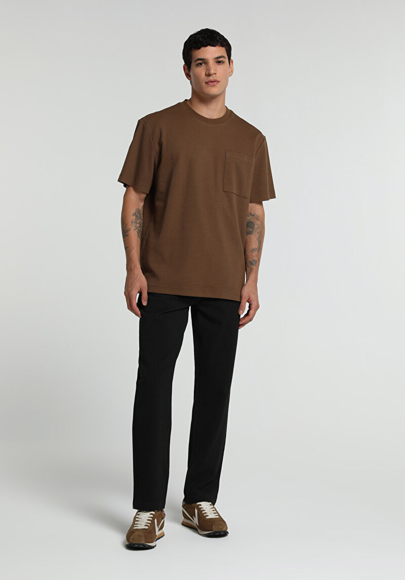 Imagine a Tricou Cu Maneca Scurta De Barbati Maro Relaxed Fit