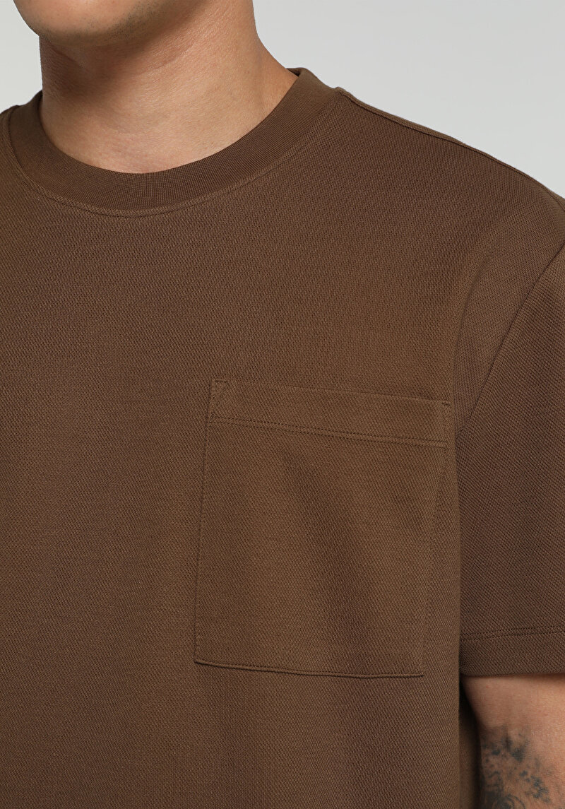 Imagine a Tricou Cu Maneca Scurta De Barbati Maro Relaxed Fit