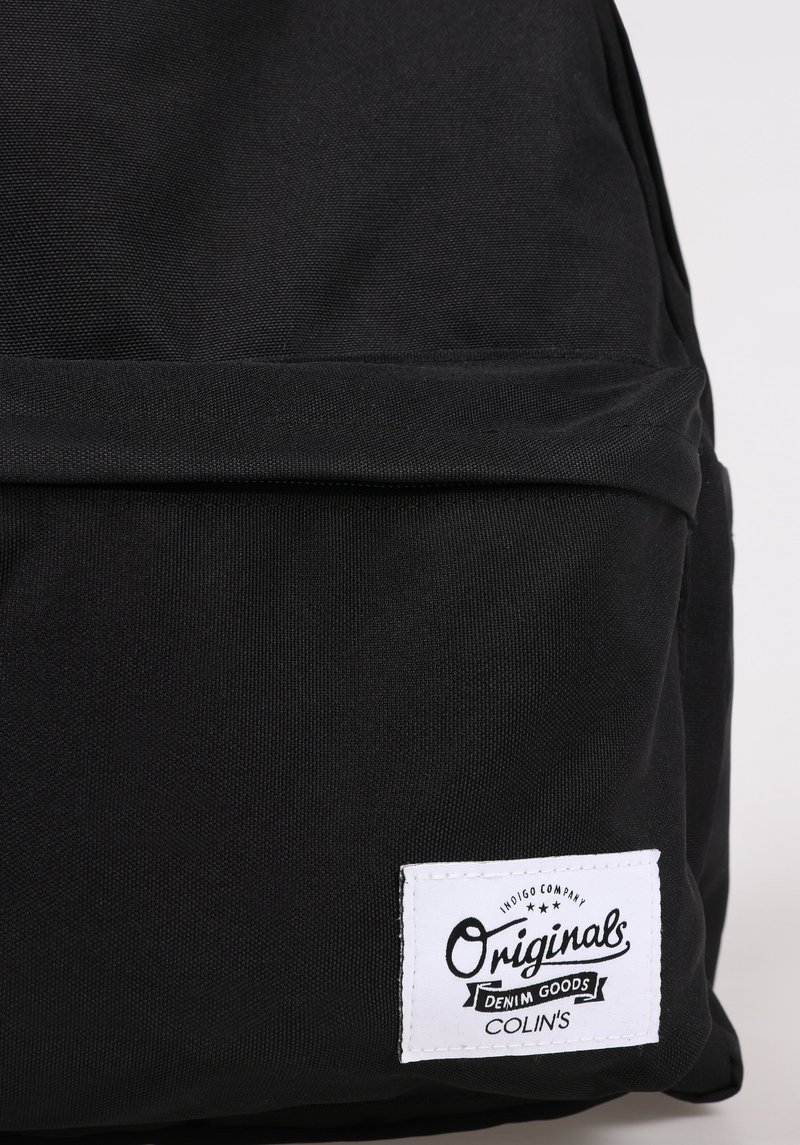 Imagine a Geanta De Barbati Negru Modern Fit