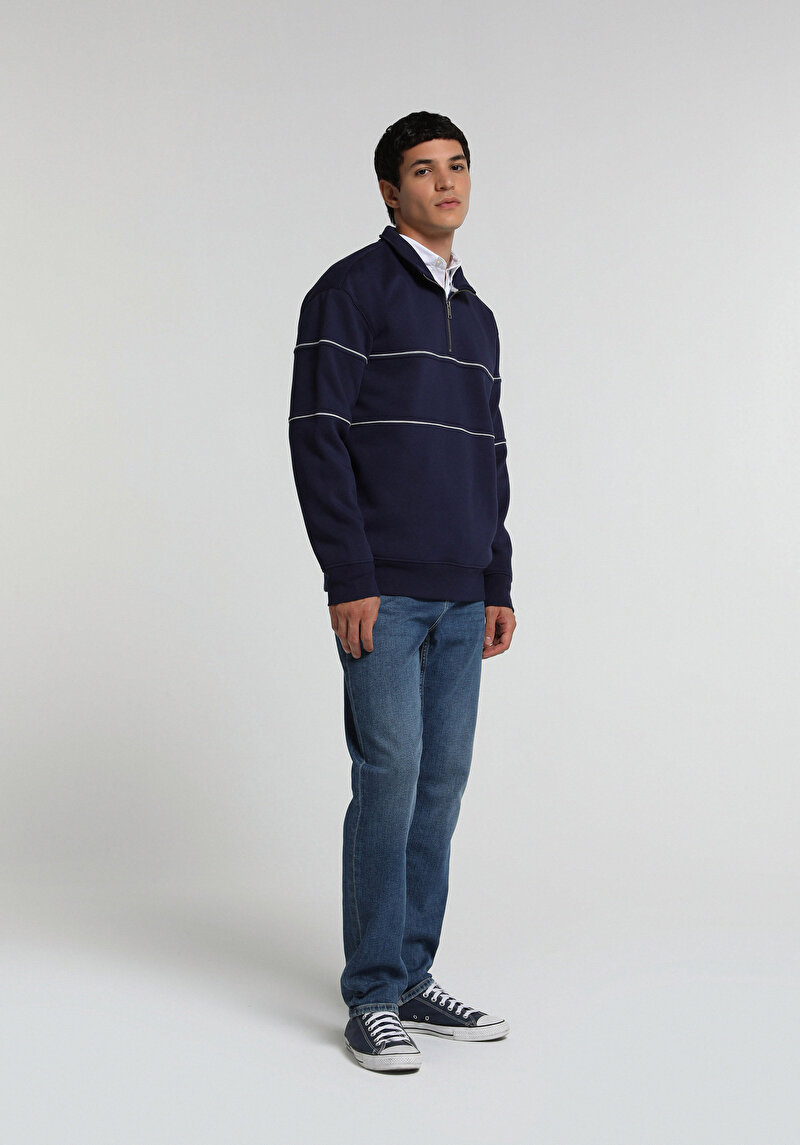 Imagine a Hanorac / Bluza De Barbati Albastru Marin Relaxed Fit