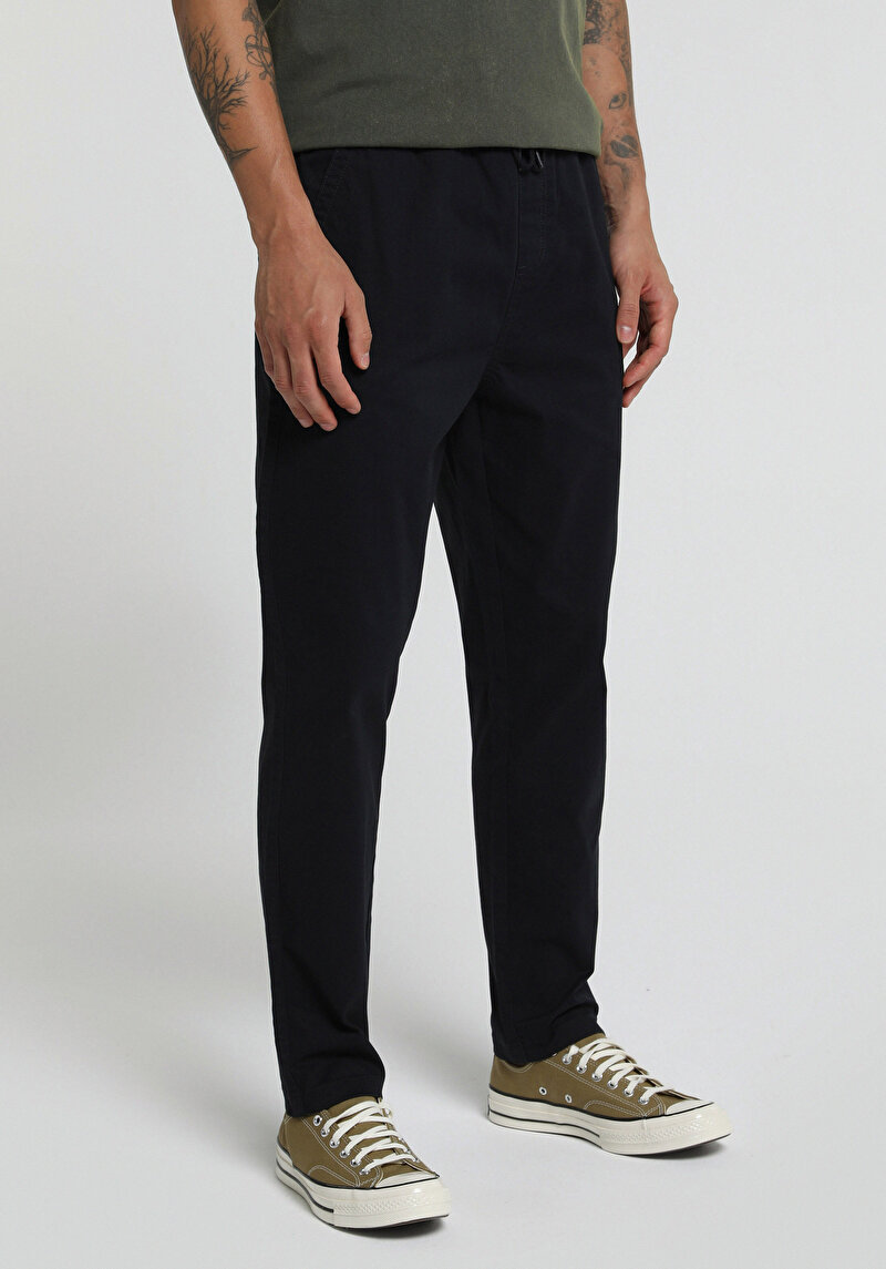 Imagine a Pantaloni De Barbati Albastru Marin Regular Fit