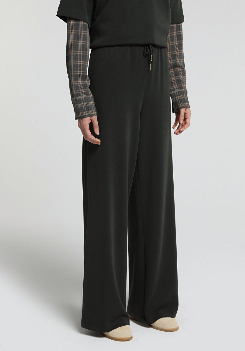 Imagine a Pantaloni De Trening De Dama  Regular Fit