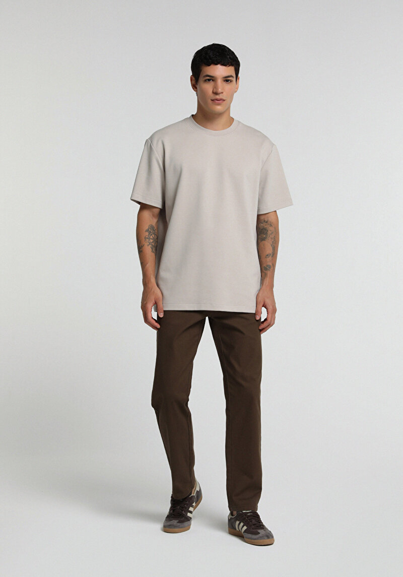 Imagine a Pantaloni De Barbati Maro Regular Fit