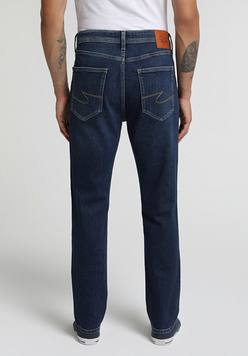Imagine a Pantaloni De Barbati  Straight Fit 044 Karl