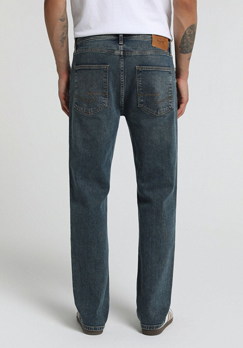 Imagine a Pantaloni De Barbati  Relaxed Straight Fit 045 David