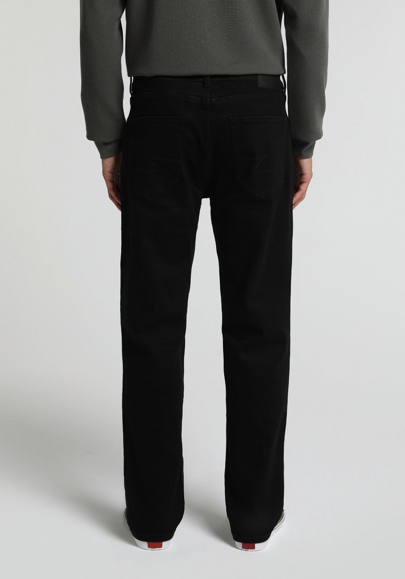 Imagine a Pantaloni De Barbati Relaxed Straight Fit 045 David
