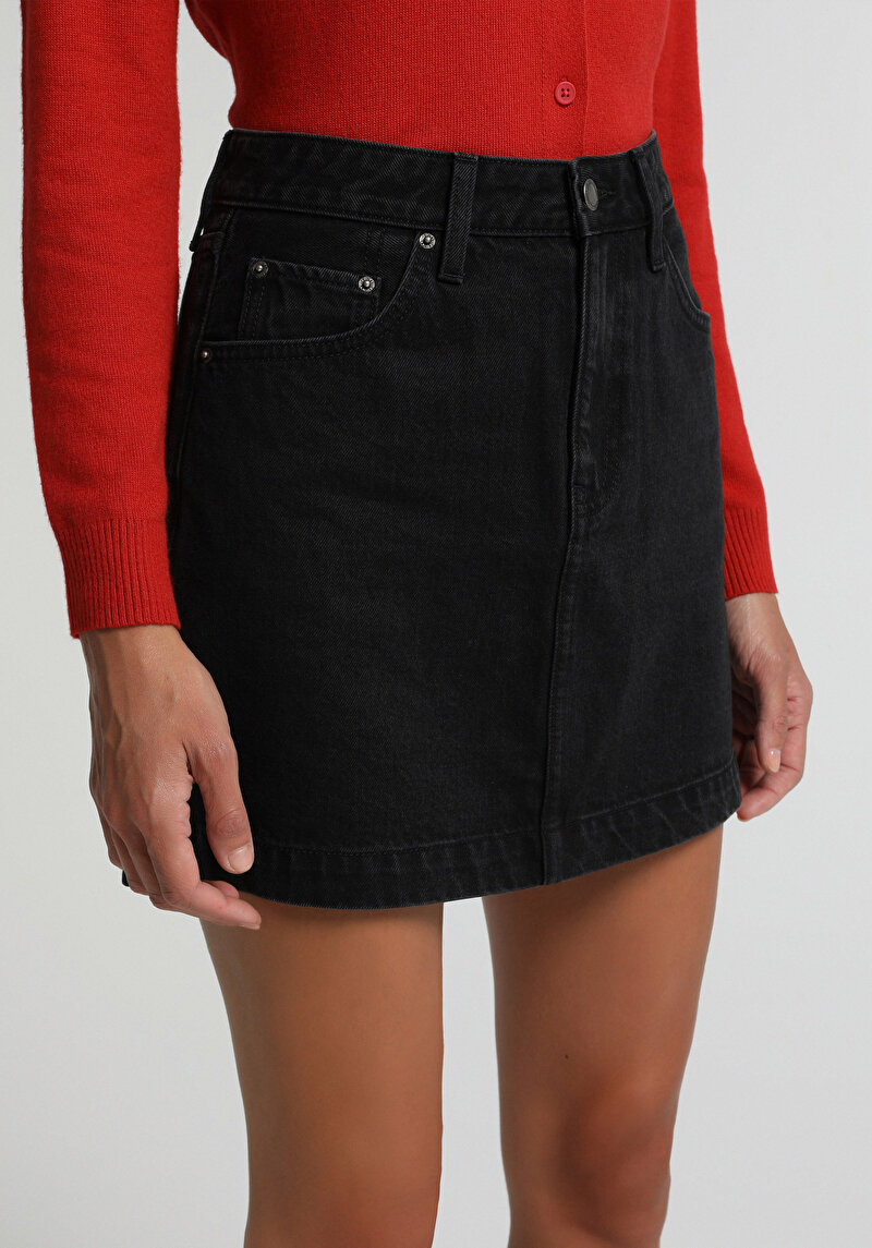 Imagine a Fusta De Dama Slim Fit